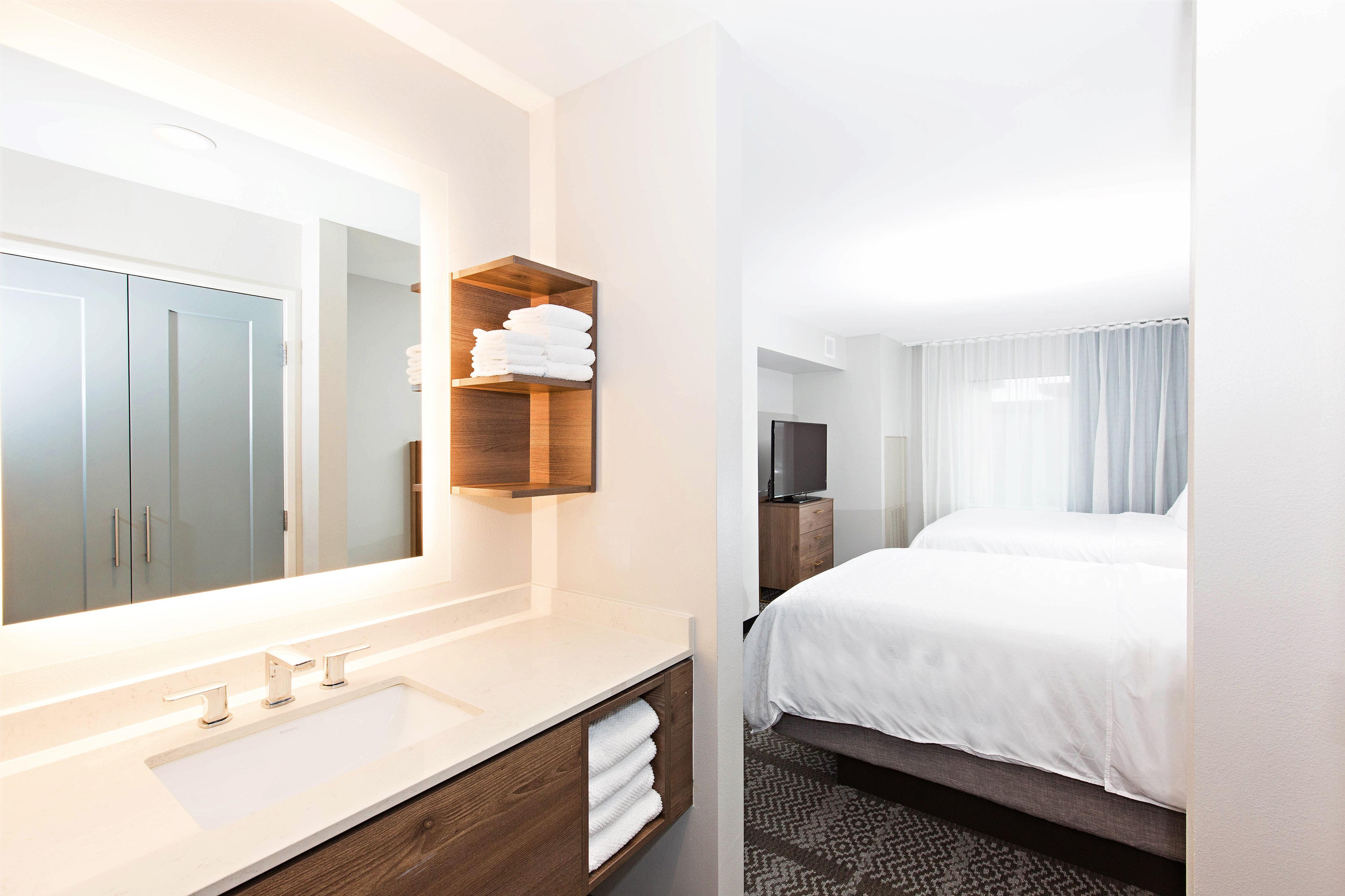 Staybridge Suites - Denver North - Thornton By Ihg Екстериор снимка